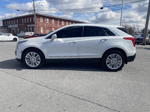 2017 Cadillac XT5 Premium Luxury