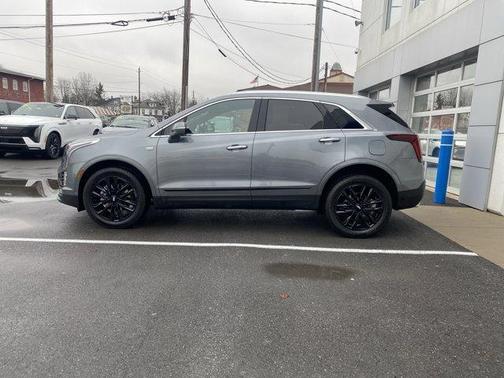 Satin Steel Metallic 2022 Cadillac XT5 Luxury