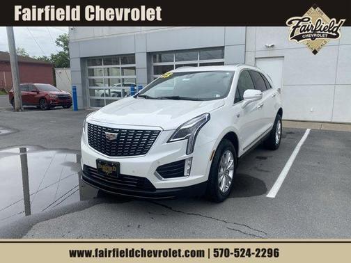 Crystal White Tri-Coat 2023 Cadillac XT5 Luxury