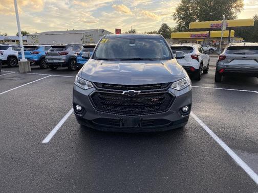 2021 Chevrolet Traverse RS