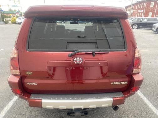 Red 2005 Toyota 4Runner SR5