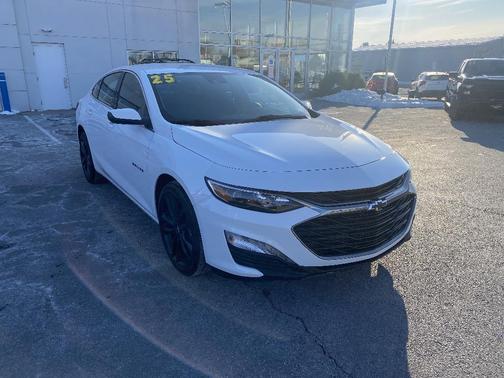 2025 Chevrolet Malibu LT
