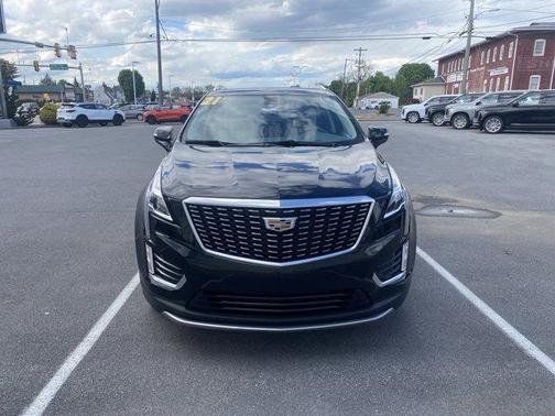 Stellar Black Metallic 2021 Cadillac XT5 Premium Luxury