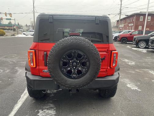 2022 Ford Bronco Base