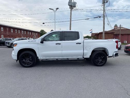 Summit White 2026 Chevrolet Silverado 1500 Custom