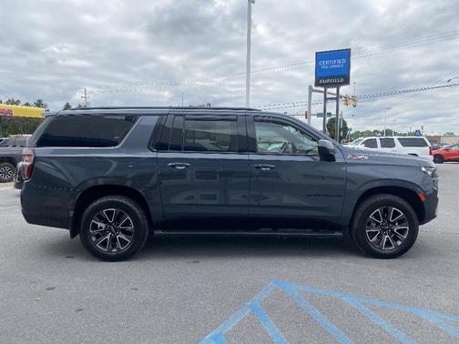 Shadow Gray Metallic 2021 Chevrolet Suburban Z71