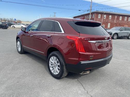 2018 Cadillac XT5 Base
