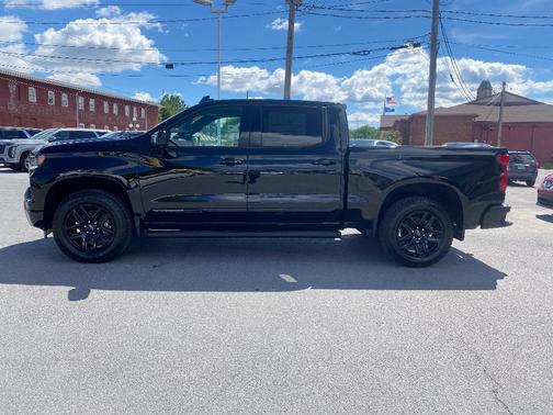 Black 2026 Chevrolet Silverado 1500 High Country