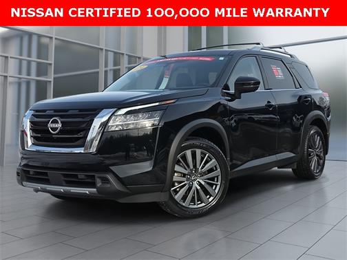 2024 Nissan Pathfinder SL