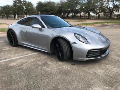 2020 Porsche 911 Carrera 4S
