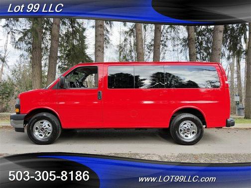 2020 GMC Savana 2500 LT