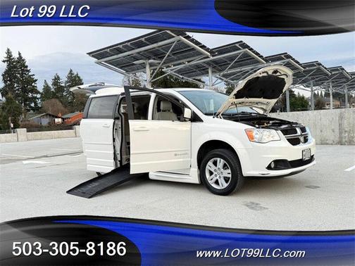 2011 Dodge Grand Caravan Crew
