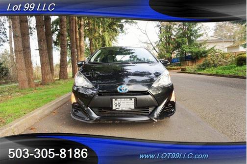 2017 Toyota Prius c One