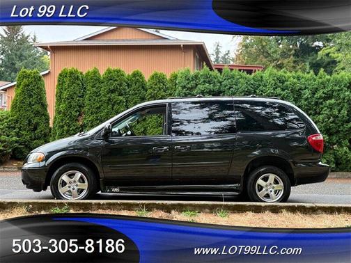 2005 Dodge Grand Caravan SXT