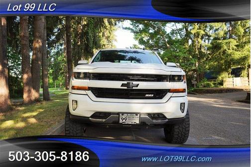 Summit White 2018 Chevrolet Silverado 1500 LT
