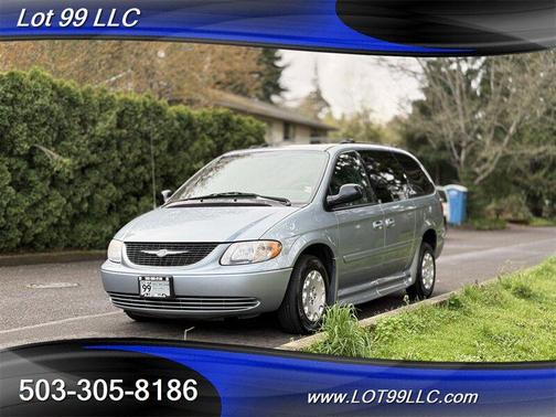 2004 Chrysler Town & Country WHEELCHAIR 108K MILES SIDE LOAD RAMP