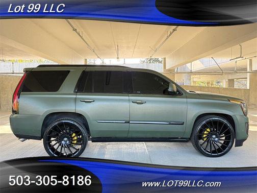 Green 2017 Cadillac Escalade Platinum