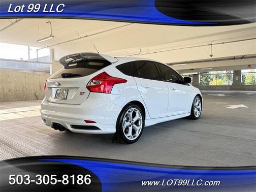 White 2013 Ford Focus ST Base