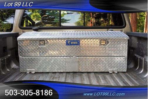 Tan 2004 Ford F-250 Super Duty