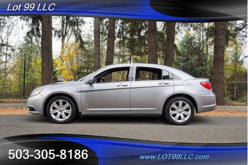 2013 Chrysler 200 LX