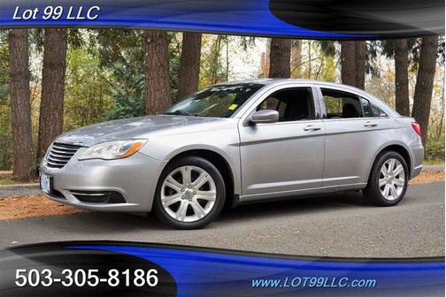 2013 Chrysler 200 LX