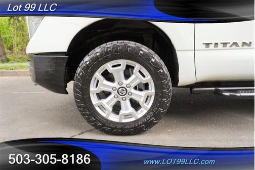 Glacier White 2021 Nissan Titan XD SV