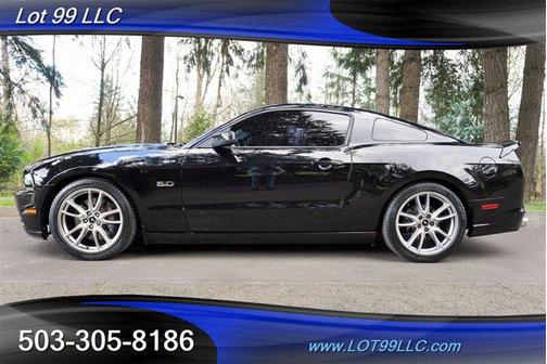 Black 2013 Ford Mustang GT