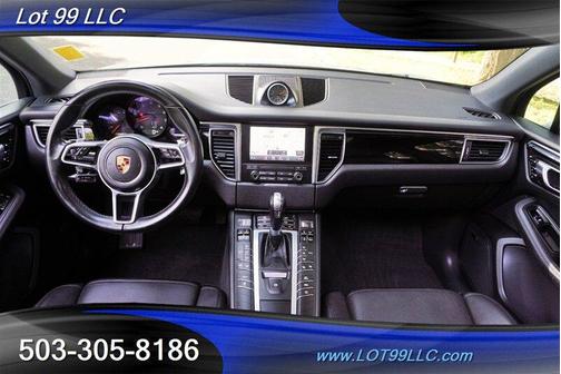 Carrara White Metallic 2017 Porsche Macan Base