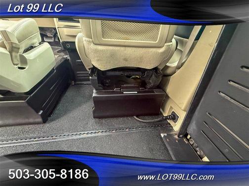 2012 Chrysler Town & Country Touring