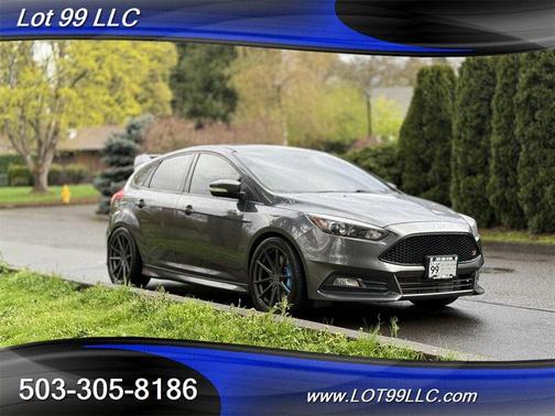2017 Ford Focus ST Base