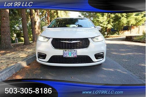 2021 Chrysler Pacifica Touring-L