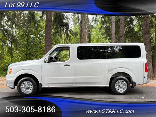 2021 Nissan NV Passenger NV3500 HD SV V6/SV V8