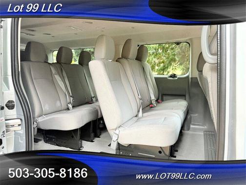 2021 Nissan NV Passenger NV3500 HD SV V6/SV V8
