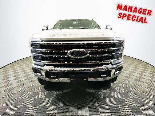 Star White Metallic Tri-Coat 2024 Ford F-250 King Ranch
