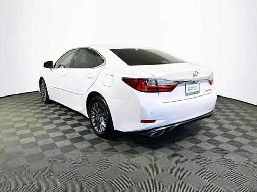 2018 Lexus ES 350 Base