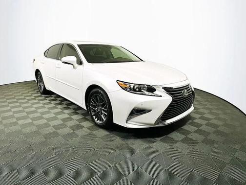2018 Lexus ES 350 Base