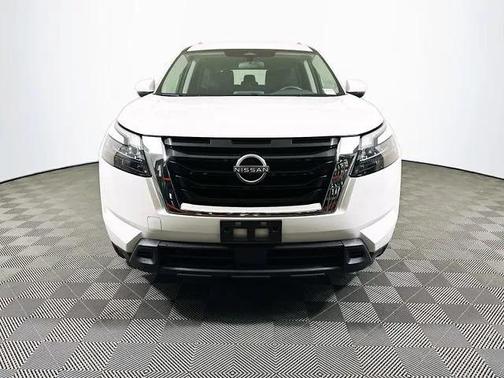 2024 Nissan Pathfinder SV 4WD