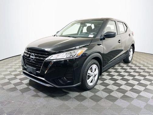 2023 Nissan Kicks S
