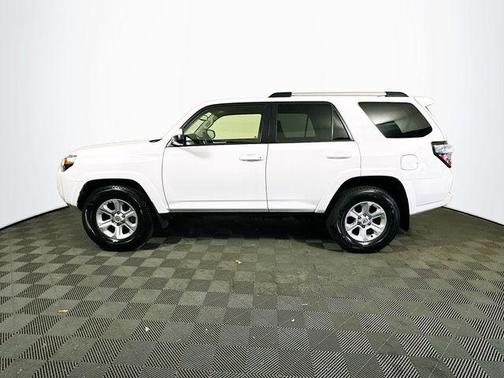 Ice Cap 2024 Toyota 4Runner SR5