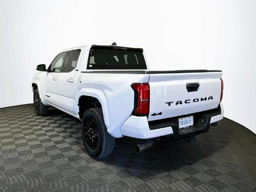 Ice 2024 Toyota Tacoma SR5
