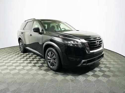 2023 Nissan Pathfinder SV FWD