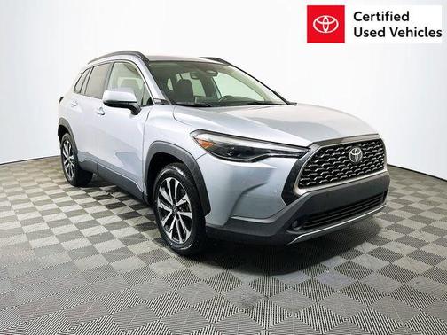 2024 Toyota Corolla Cross XLE