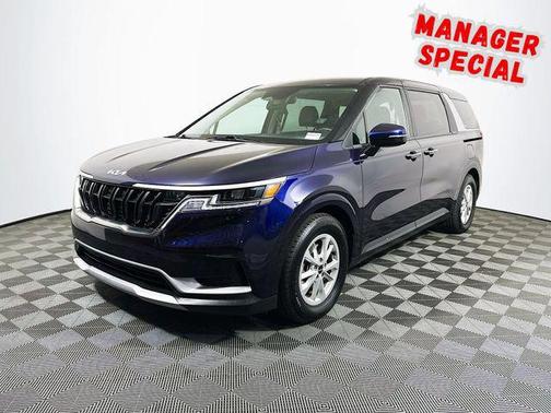 2024 Kia Carnival LX