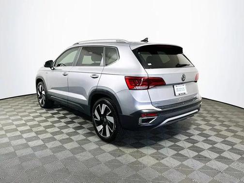 2024 Volkswagen Taos 1.5T SEL