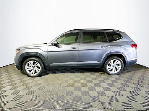 2022 Volkswagen Atlas 2.0T SE w/Technology 4MOTION