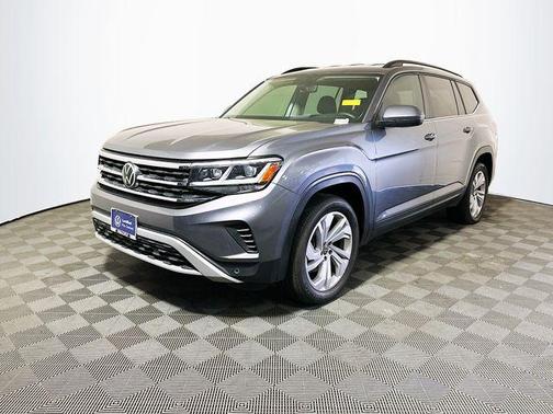 2022 Volkswagen Atlas 2.0T SE w/Technology 4MOTION