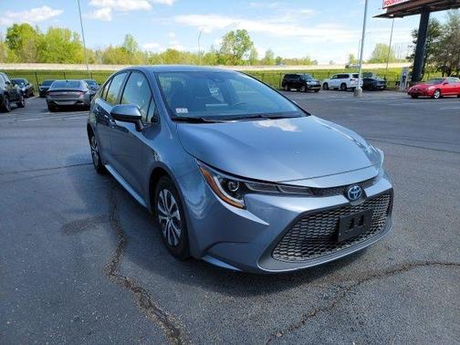 2022 Toyota Corolla Hybrid LE