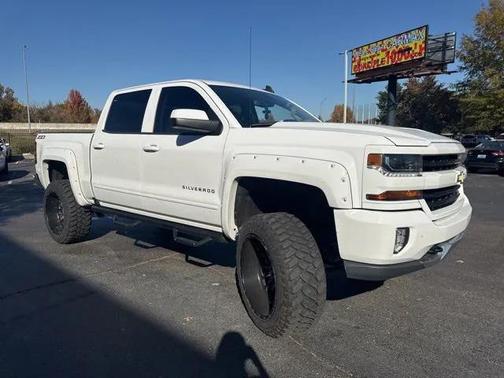 2018 Chevrolet Silverado 1500 2LT