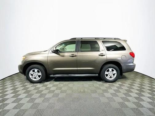 2013 Toyota Sequoia SR5