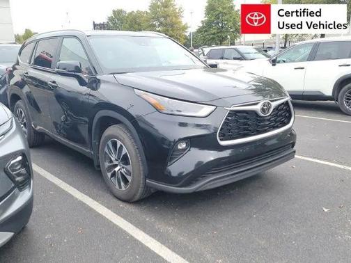 2025 Toyota Highlander LE